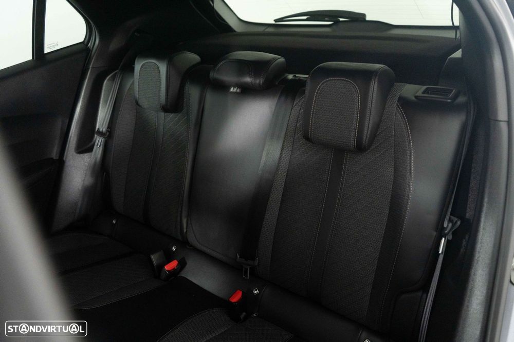 Peugeot 2008 1.2 Hybrid Allure e-DCS6 - 10