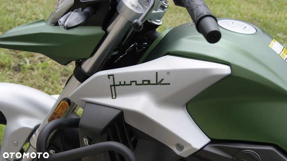 Junak RX One - 7