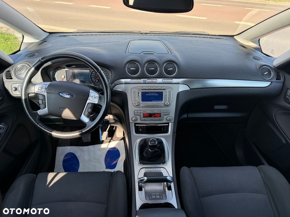 Ford S-Max 2.5 Titanium - 10