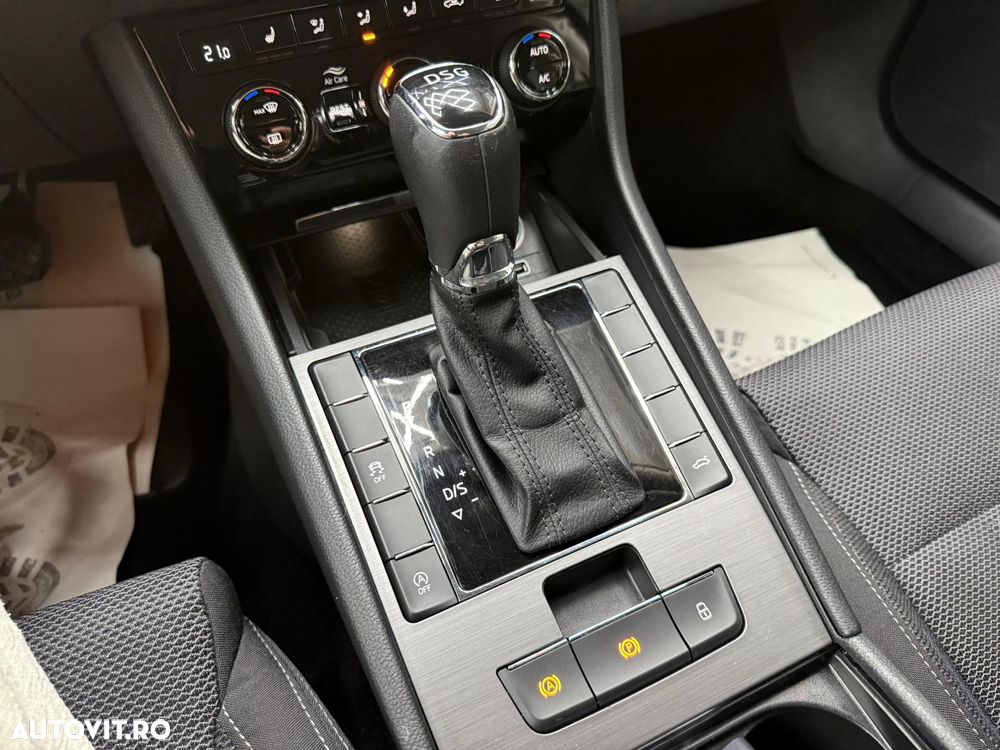 Skoda Superb 2.0 TDI DSG Ambition - 13