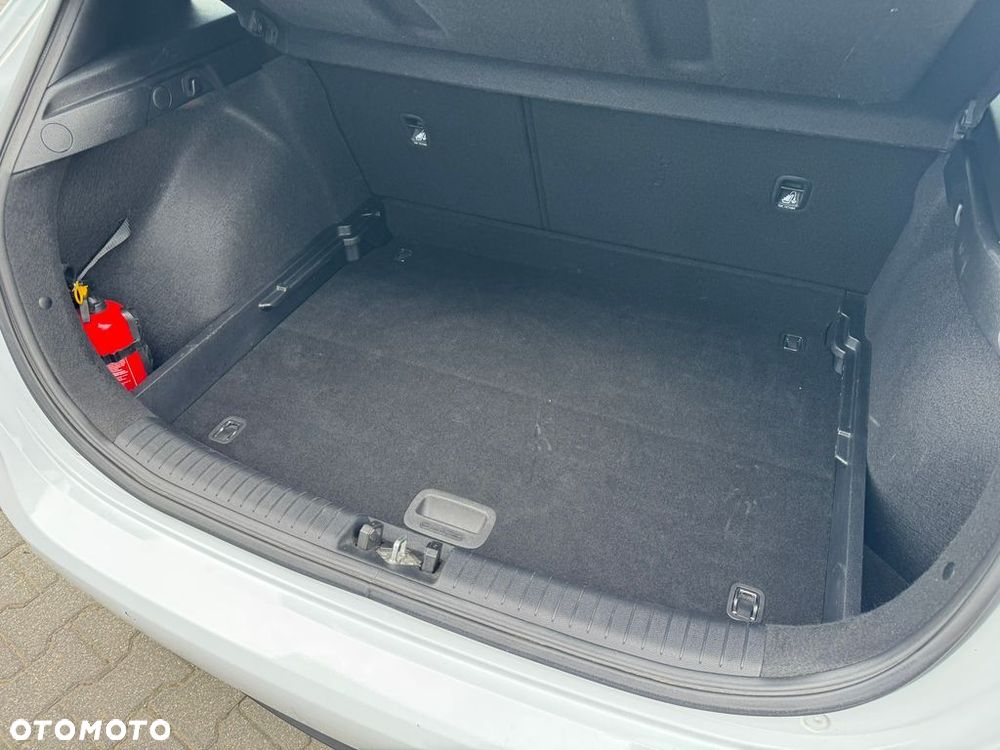 Kia Ceed 1.5 T-GDI M - 19