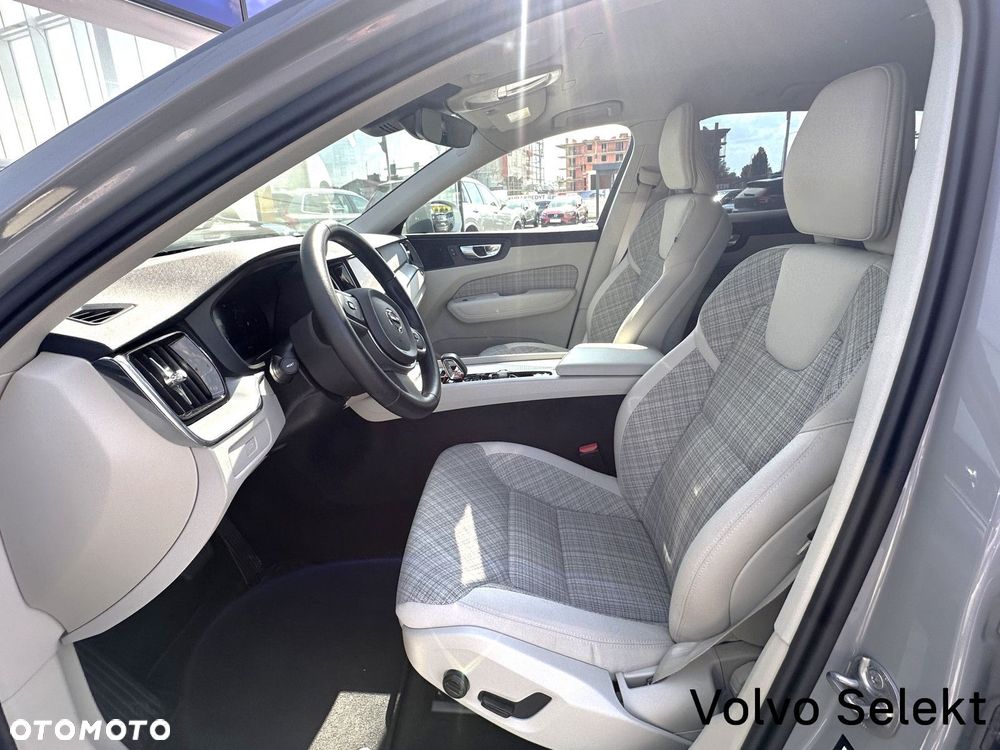 Volvo XC 60 - 29