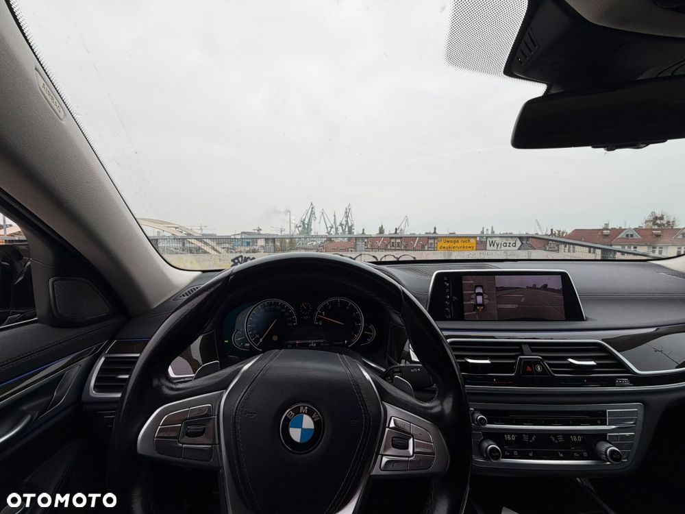 BMW Seria 7 - 7
