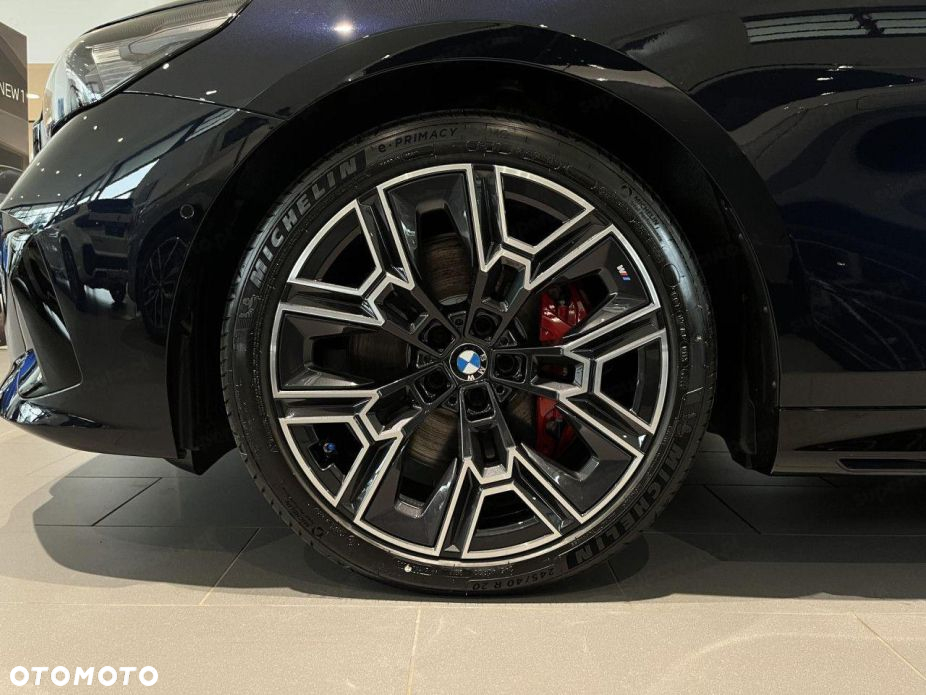 BMW Seria 5 - 16