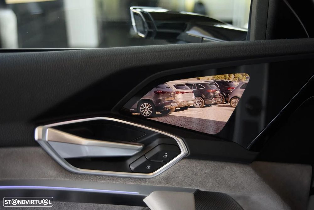 Audi e-tron 55 quattro - 36