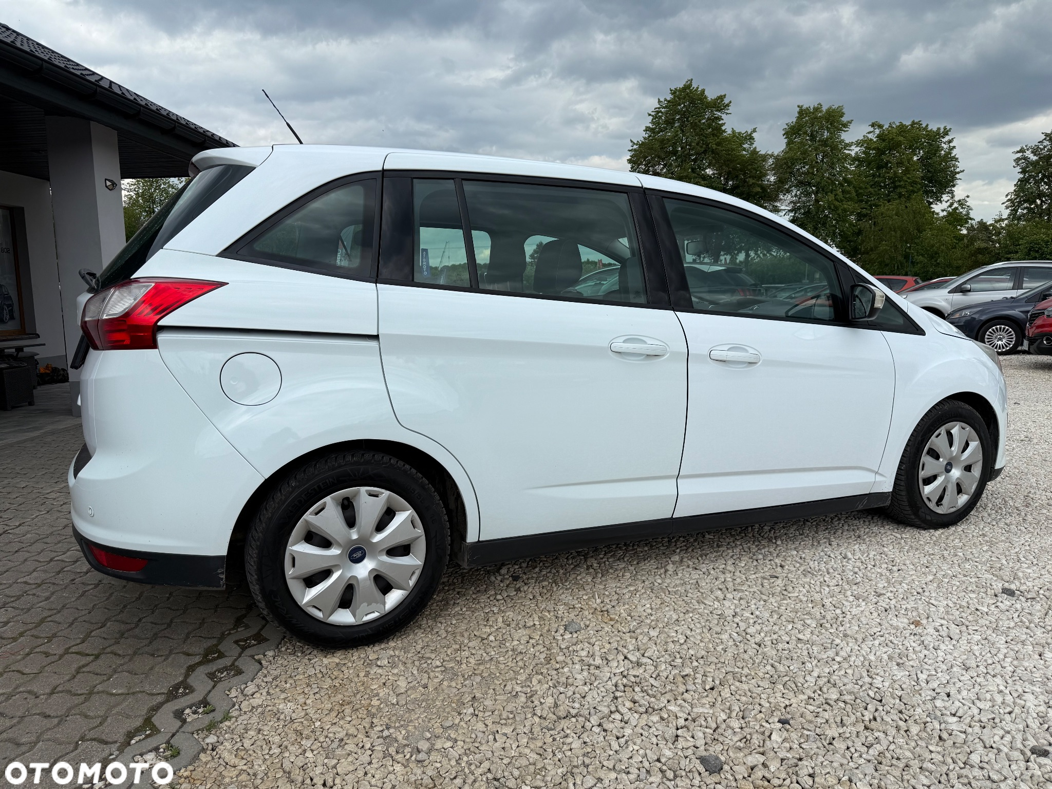 Ford Grand C-MAX 1.6 Titanium - 13