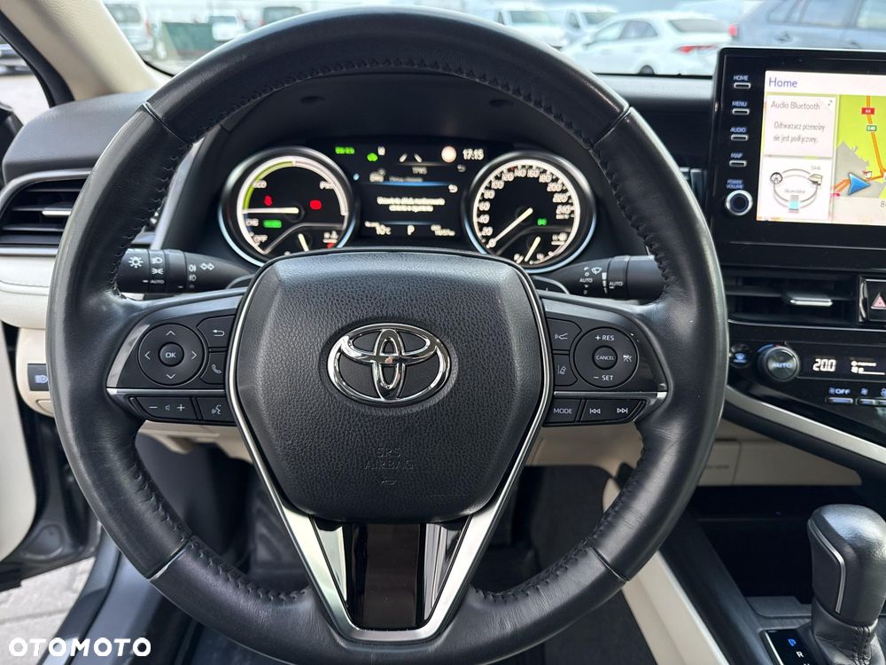 Toyota Camry 2.5 Hybrid Executive CVT - 14