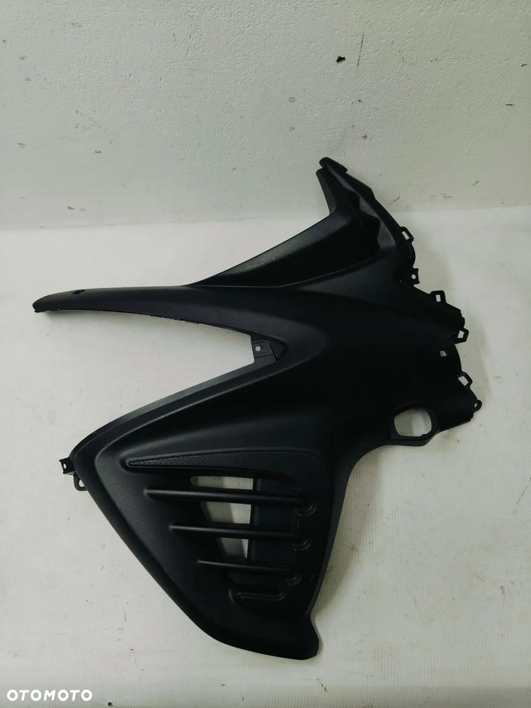 Owiewka prawa  Suzuki dl 650 v -strom