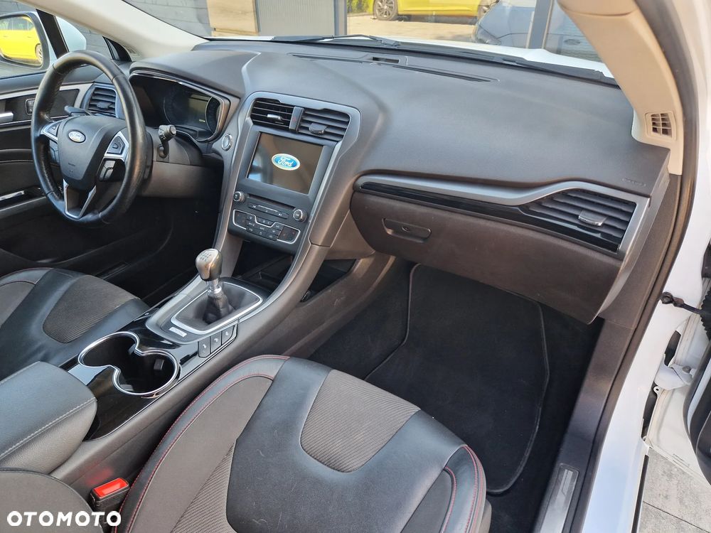 Ford Mondeo 2.0 TDCi STart-Stopp ST-Line - 16