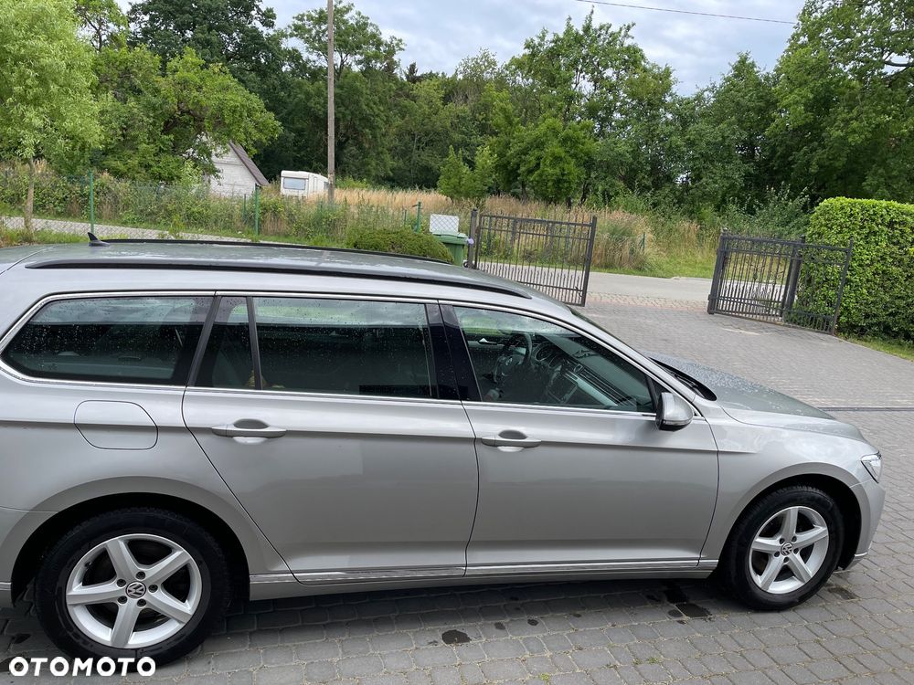 Volkswagen Passat 2.0 TDI SCR (BlueMotion Technology) DSG Comfortline - 14