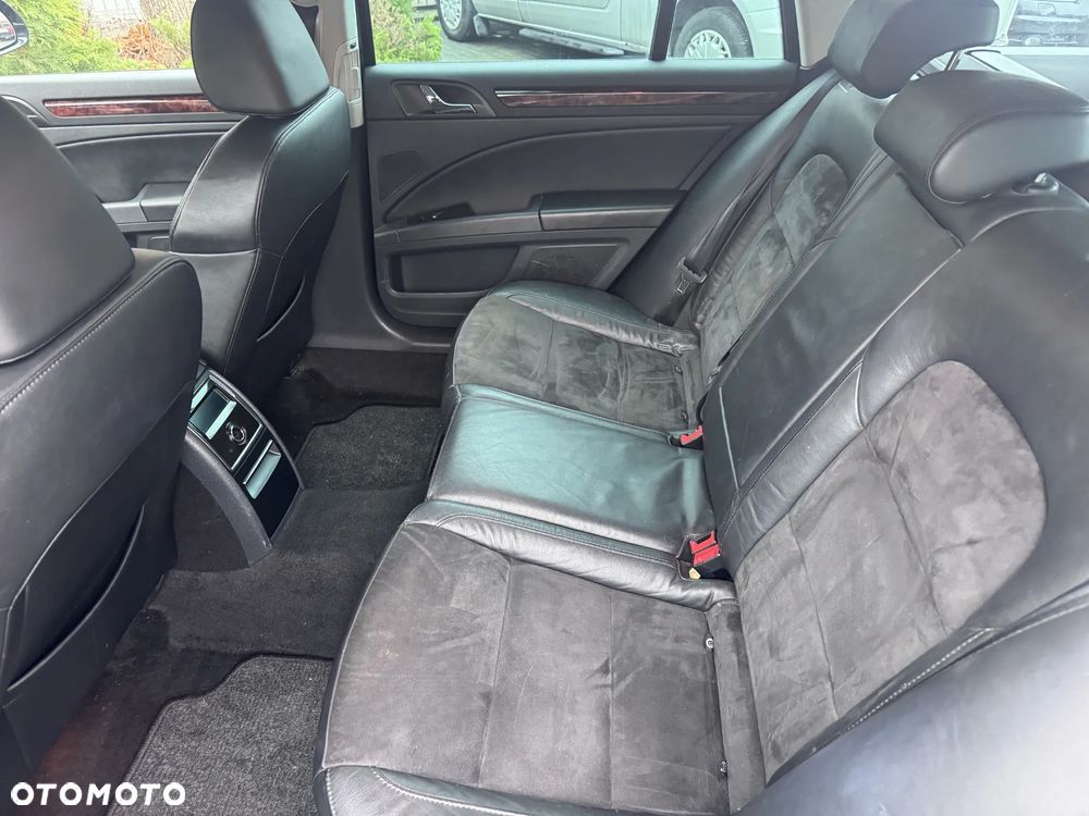 Skoda Superb 2.0 TDI DSG Exclusive - 15