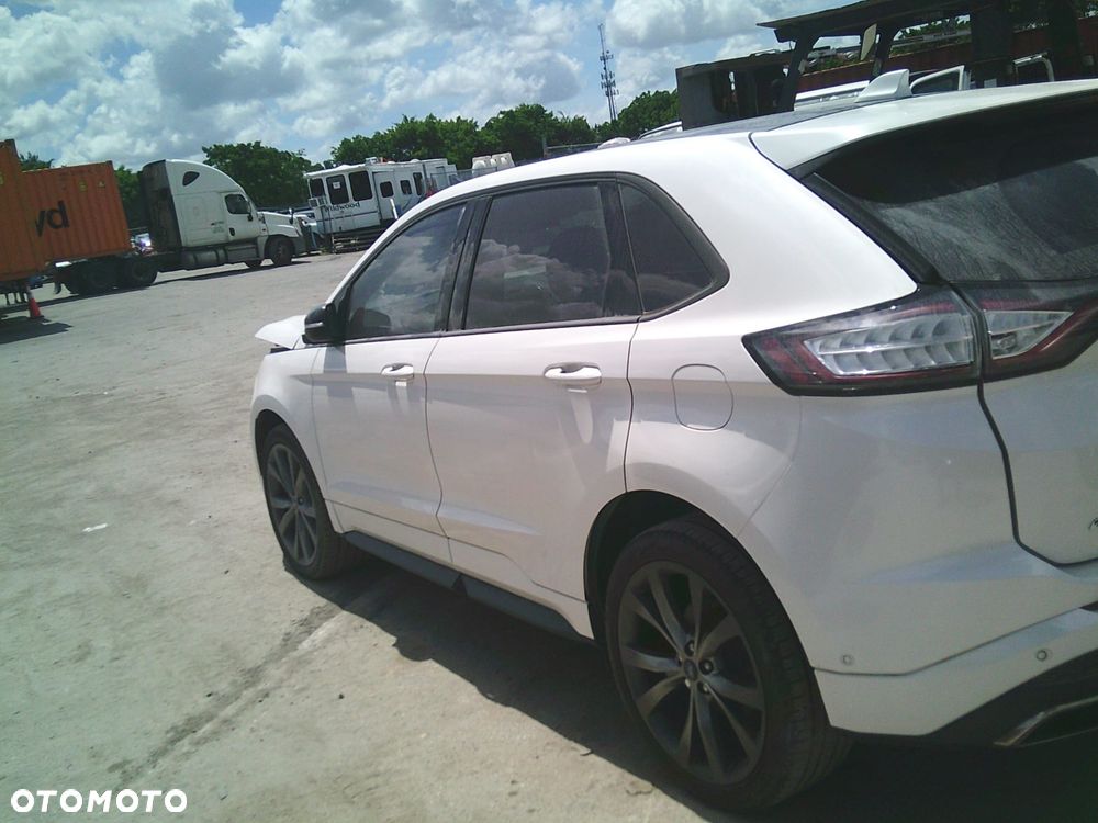 Ford Edge 2.0 EcoBlue Bi-Turbo 4x4 ST-LINE - 2