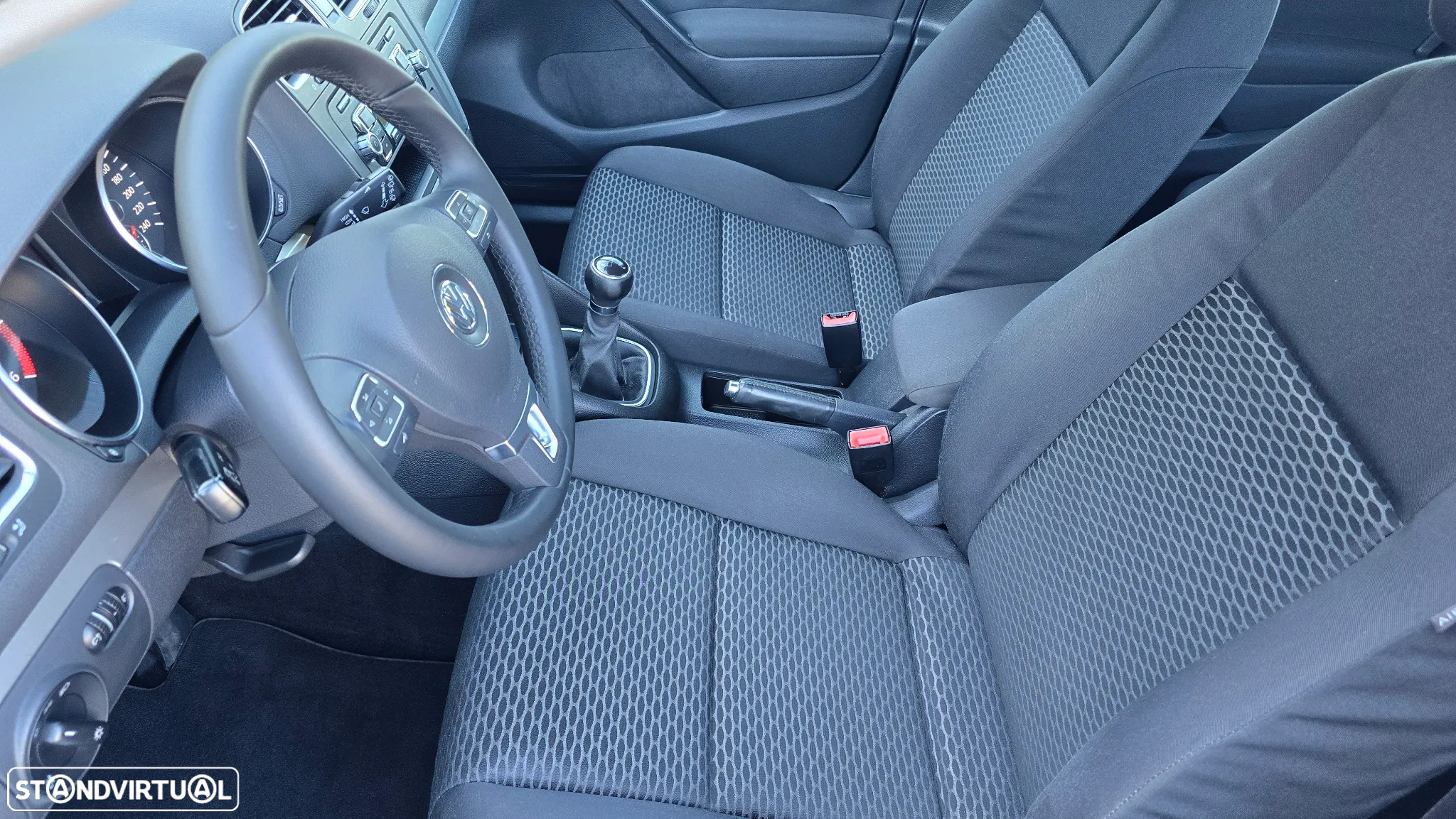 VW Golf 2.0 TDi Trendline - 23