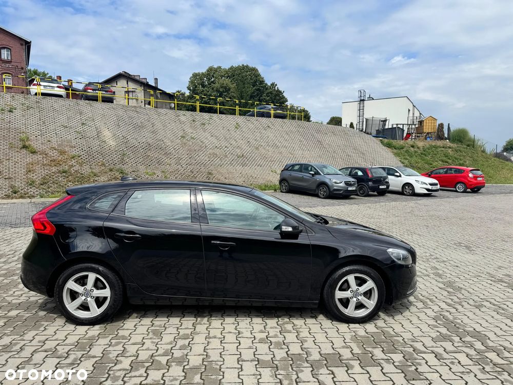 Volvo V40 D2 Kinetic - 15