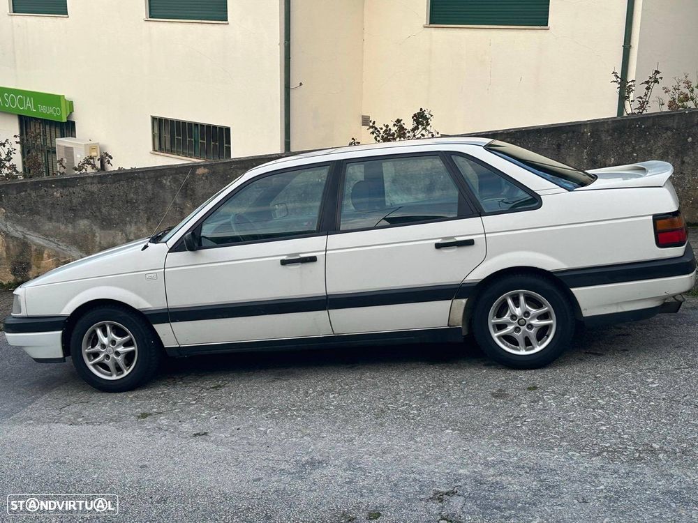 VW Passat 1.6 GL TD - 3