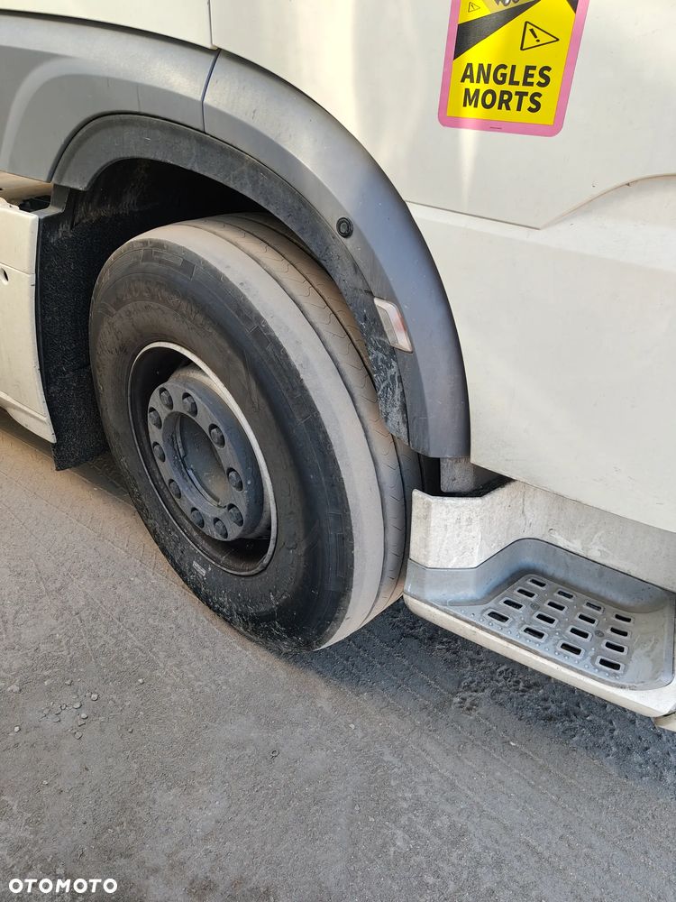 DAF XF - 9