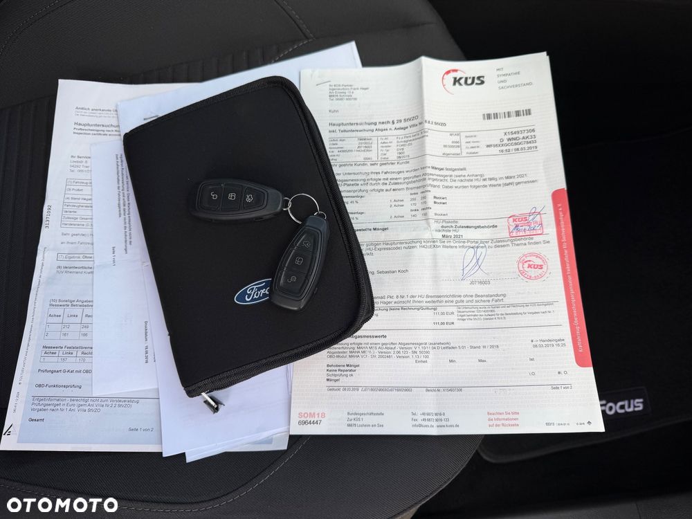 Ford Focus 1.0 EcoBoost Titanium - 36