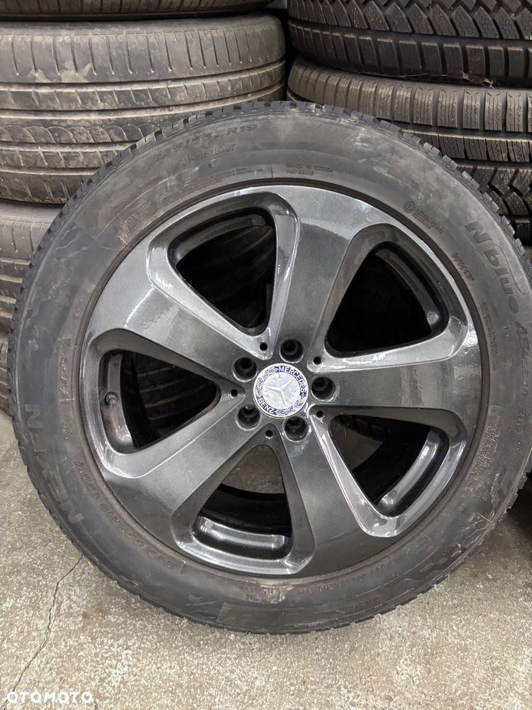 Alufelgi z Oponami Mercedes 5x112 8Jx19 ET 38 235/55/19 Nexen 24r Wielosezon - 3