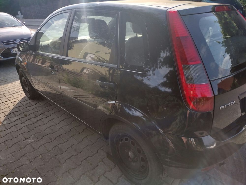 Ford Fiesta - 5