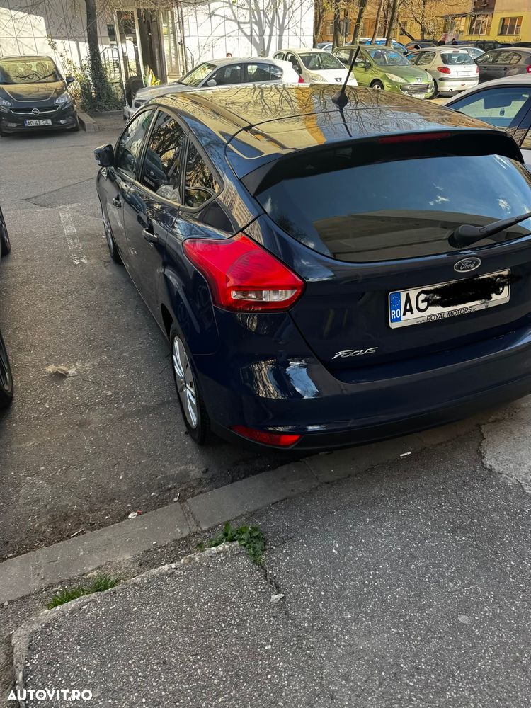 Ford Focus - 11