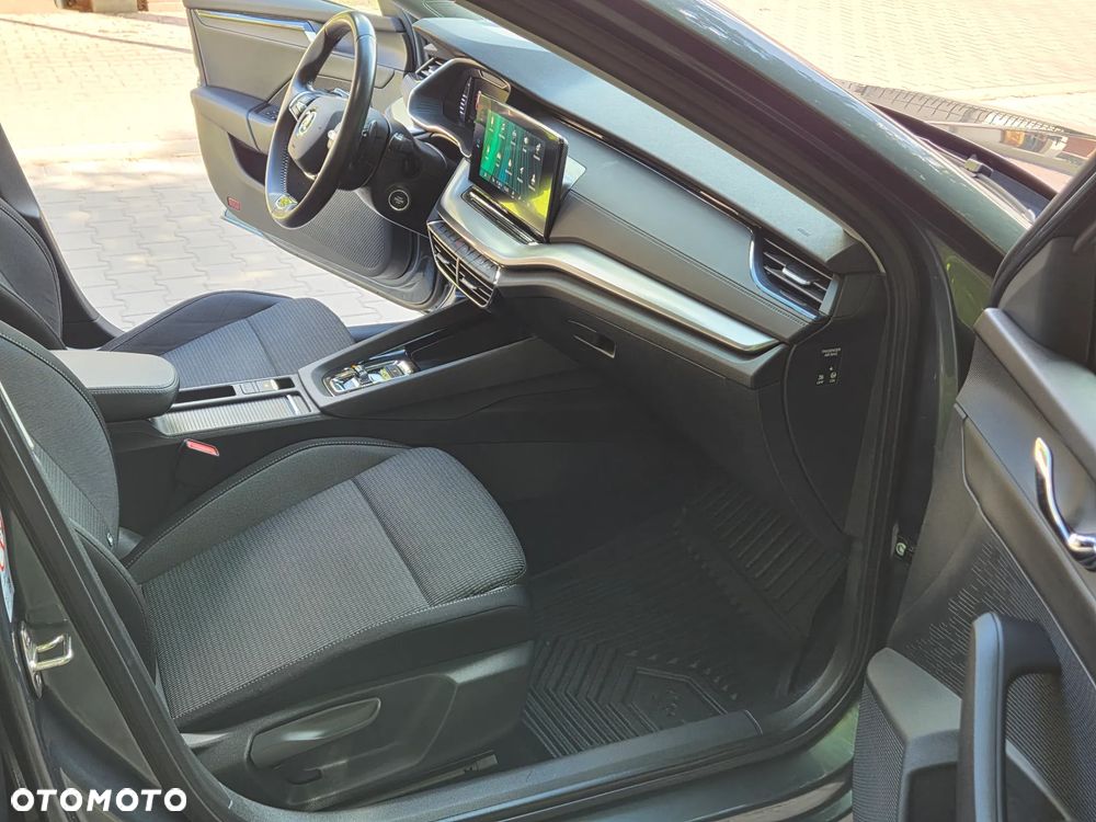 Skoda Octavia 2.0 TDI DSG Edition - 17
