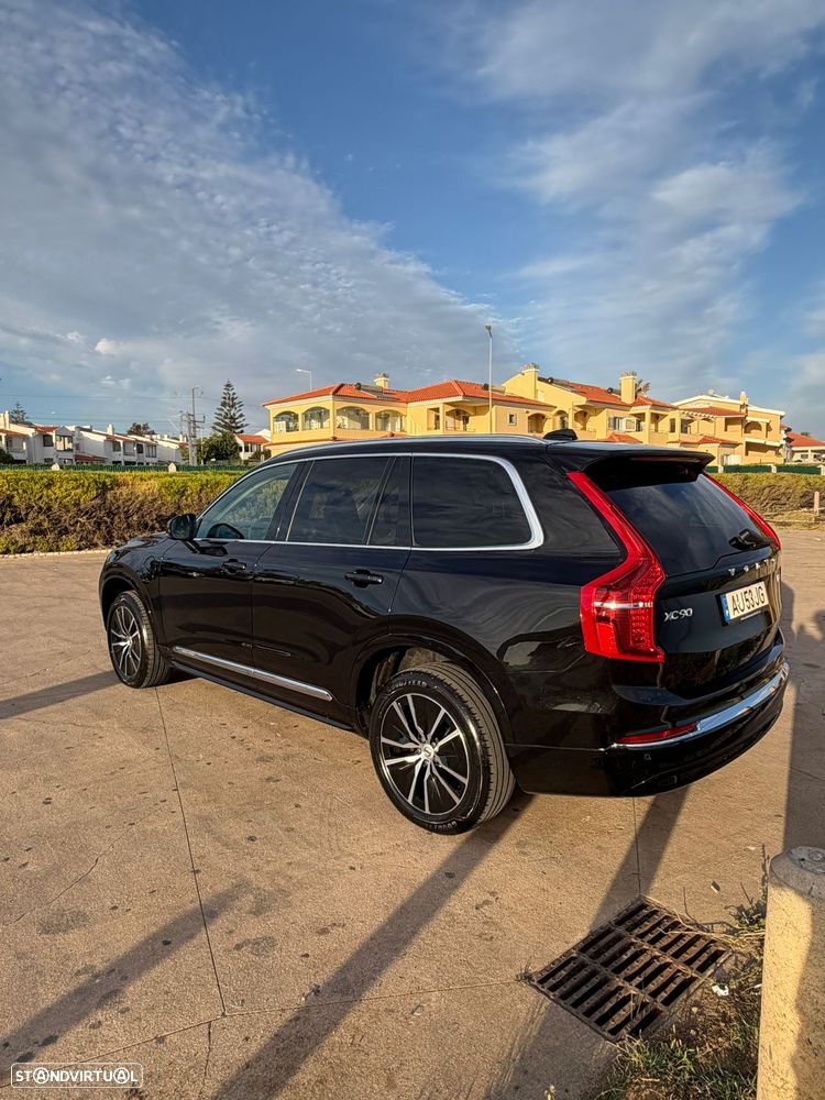 Volvo XC 90 T8 AWD Recharge Plus Dark - 24