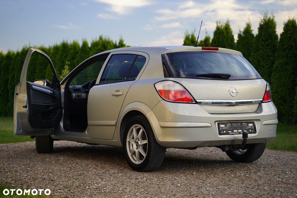 Opel Astra 1.6 - 4