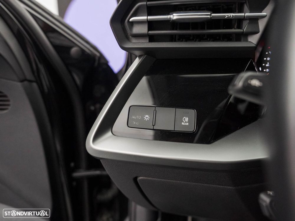 Audi A3 Limousine 30 TDI - 18