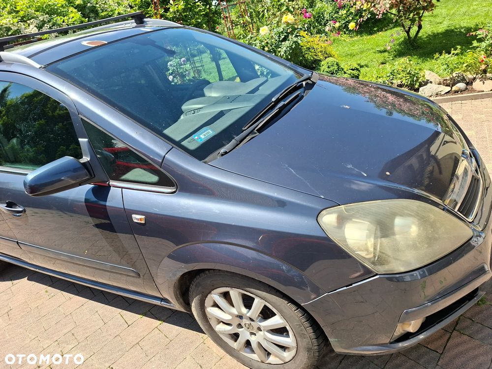 Opel Zafira 1.9 CDTI Cosmo - 3