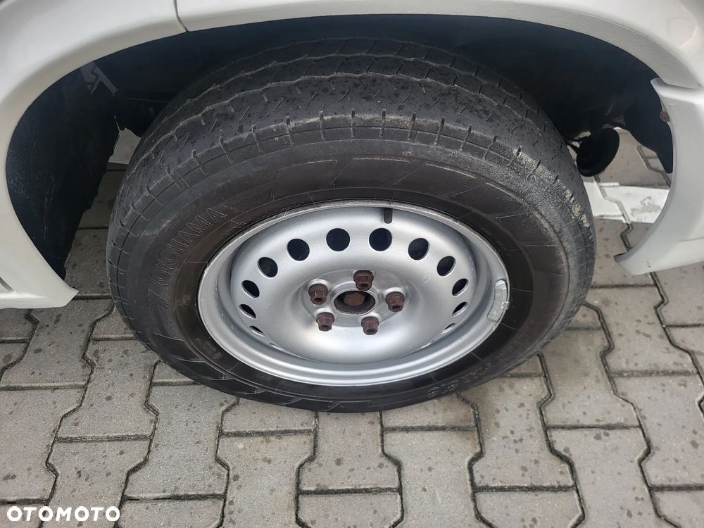 Volkswagen Transporter - 19