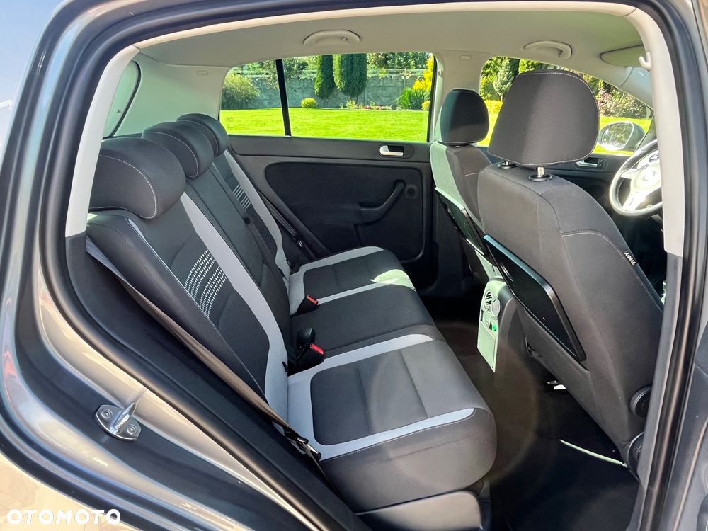 Volkswagen Golf Plus 1.6 TDI DPF Life - 36