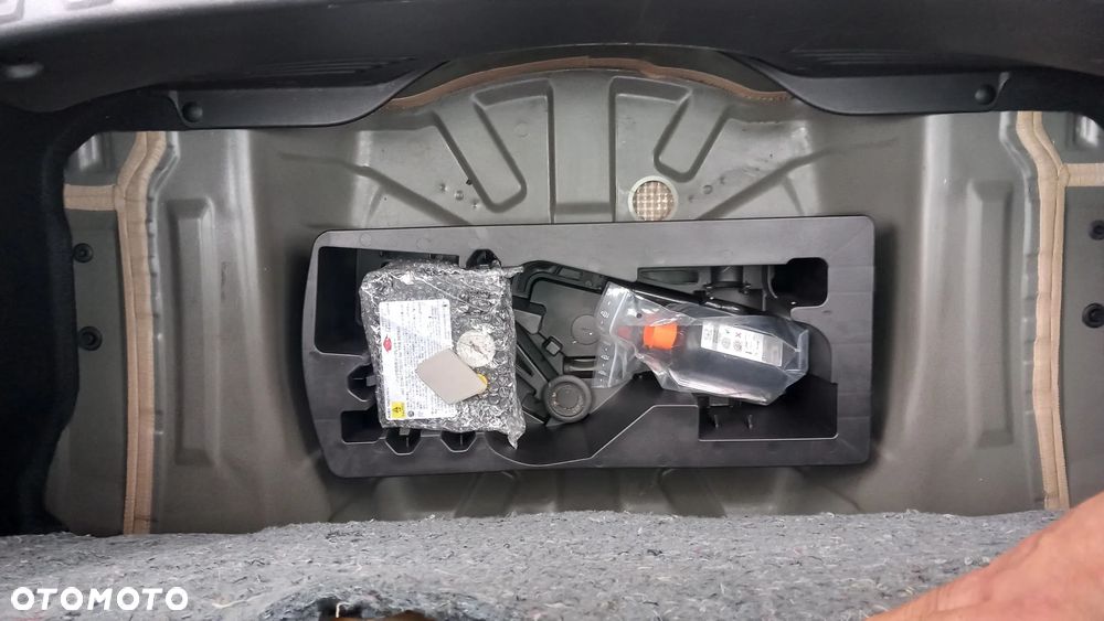 Toyota Aygo x-play - 12