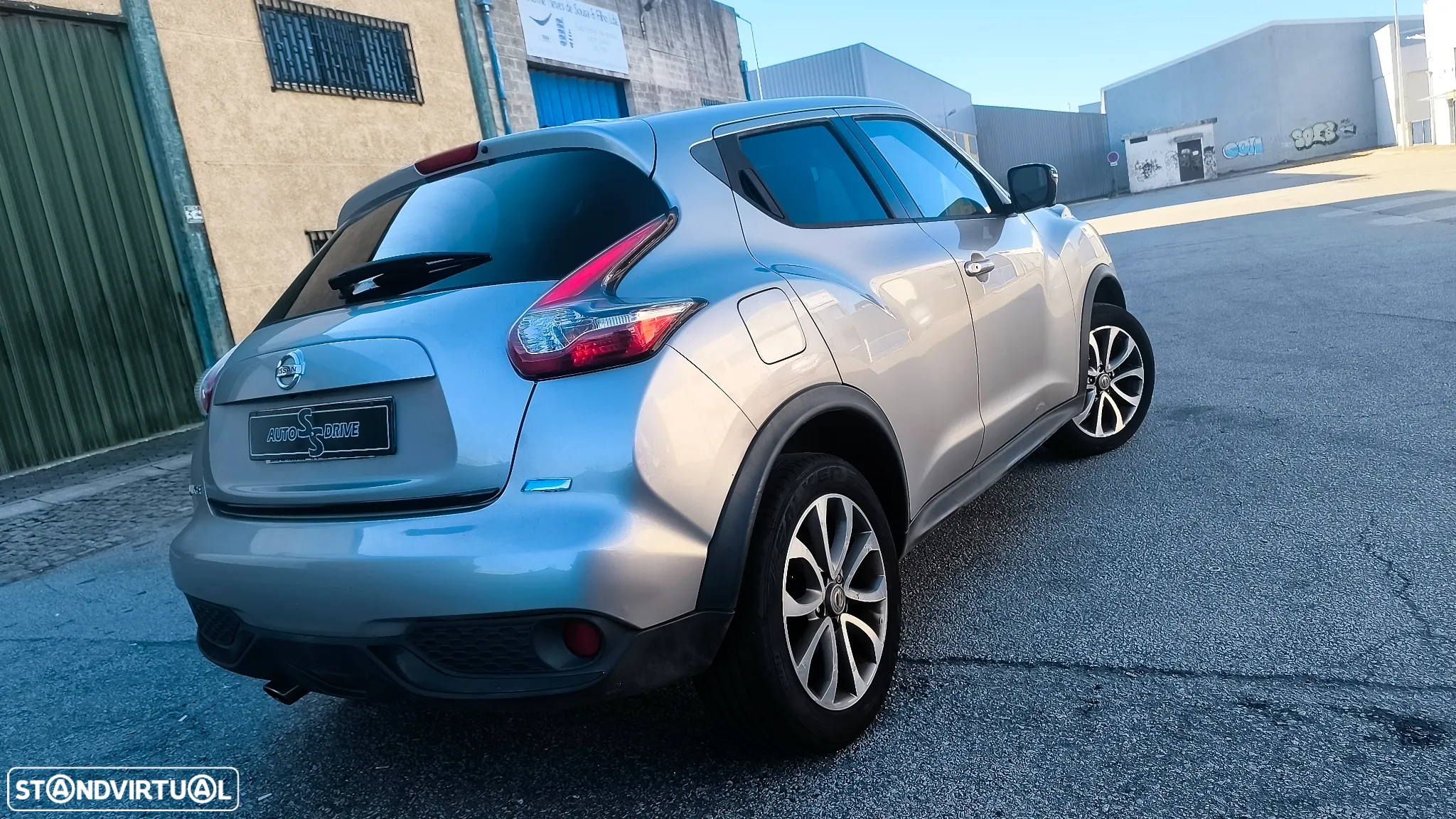 Nissan Juke 1.5 dCi N-Connecta 360+EPI - 12