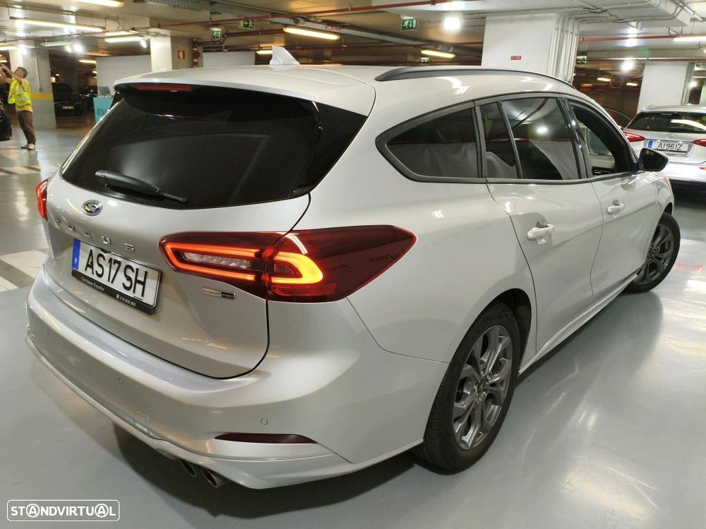 Ford Focus SW 1.0 EcoBoost MHEV ST-Line - 4