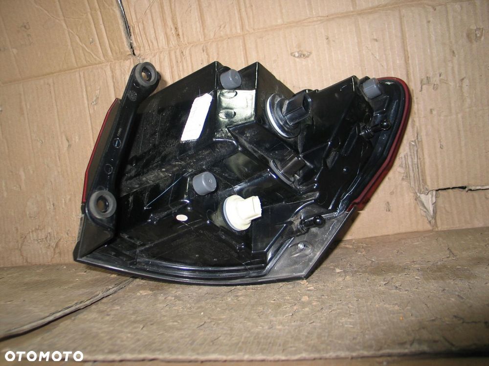 Lampa tył tylna led lewa jeep grand cherokee WK2 lift 17-21r. USA - 16