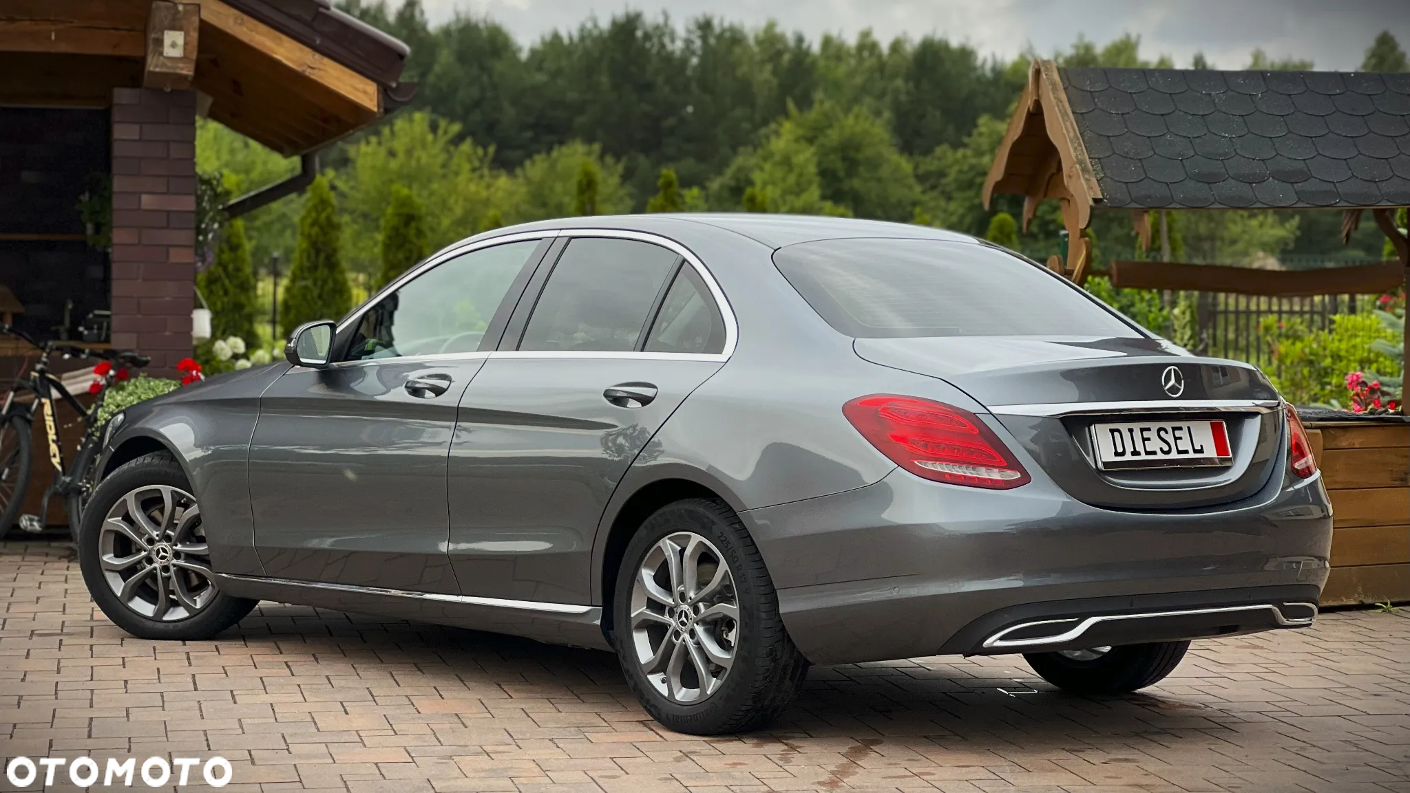 Mercedes-Benz Klasa C 180 (BlueTEC) d 7G-TRONIC Avantgarde - 16