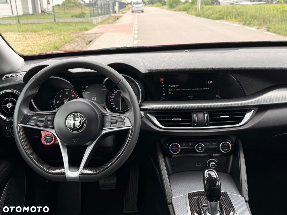 Alfa Romeo Stelvio 2.2 JTDM Q4 - 25