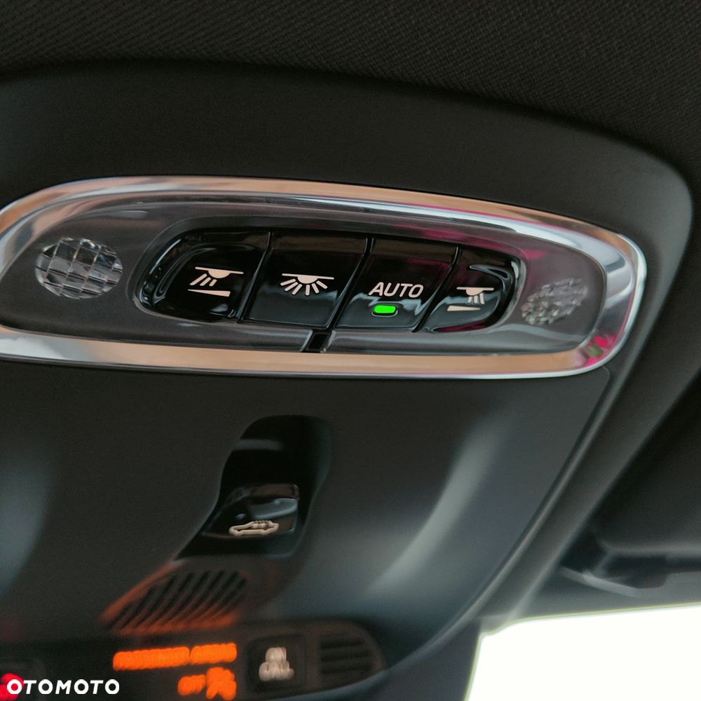 Volvo V90 Cross Country T6 AWD - 35