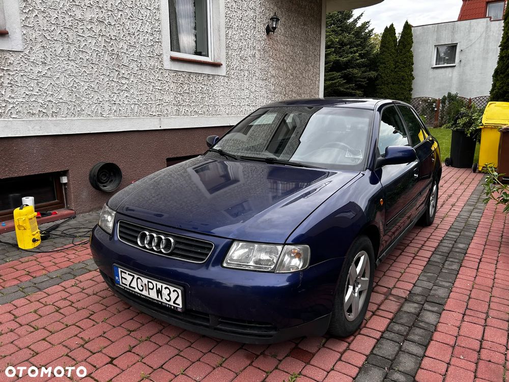 Audi A3 Sportback - 2