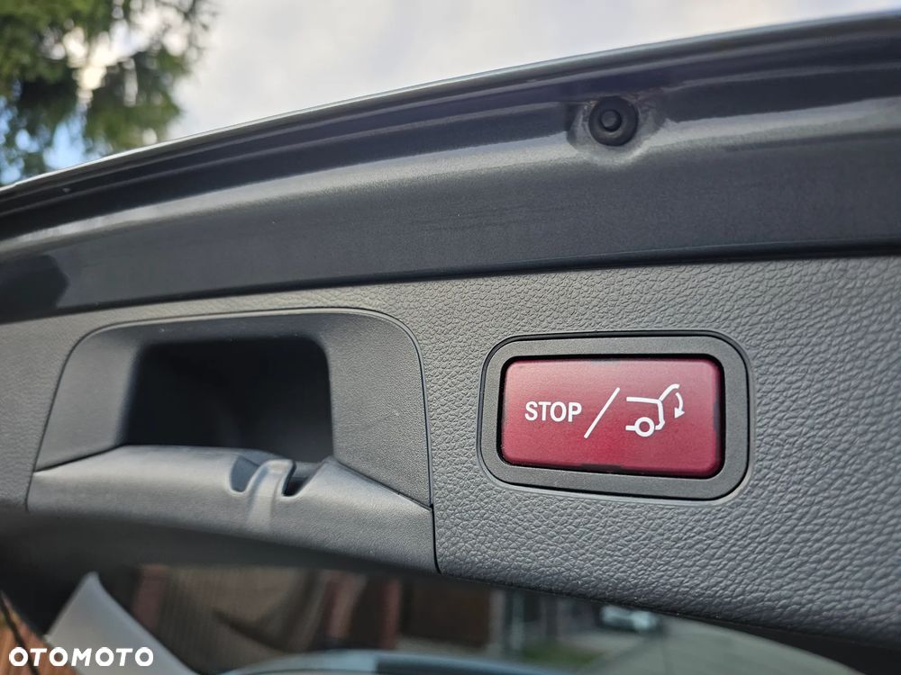 Mercedes-Benz GLC - 21