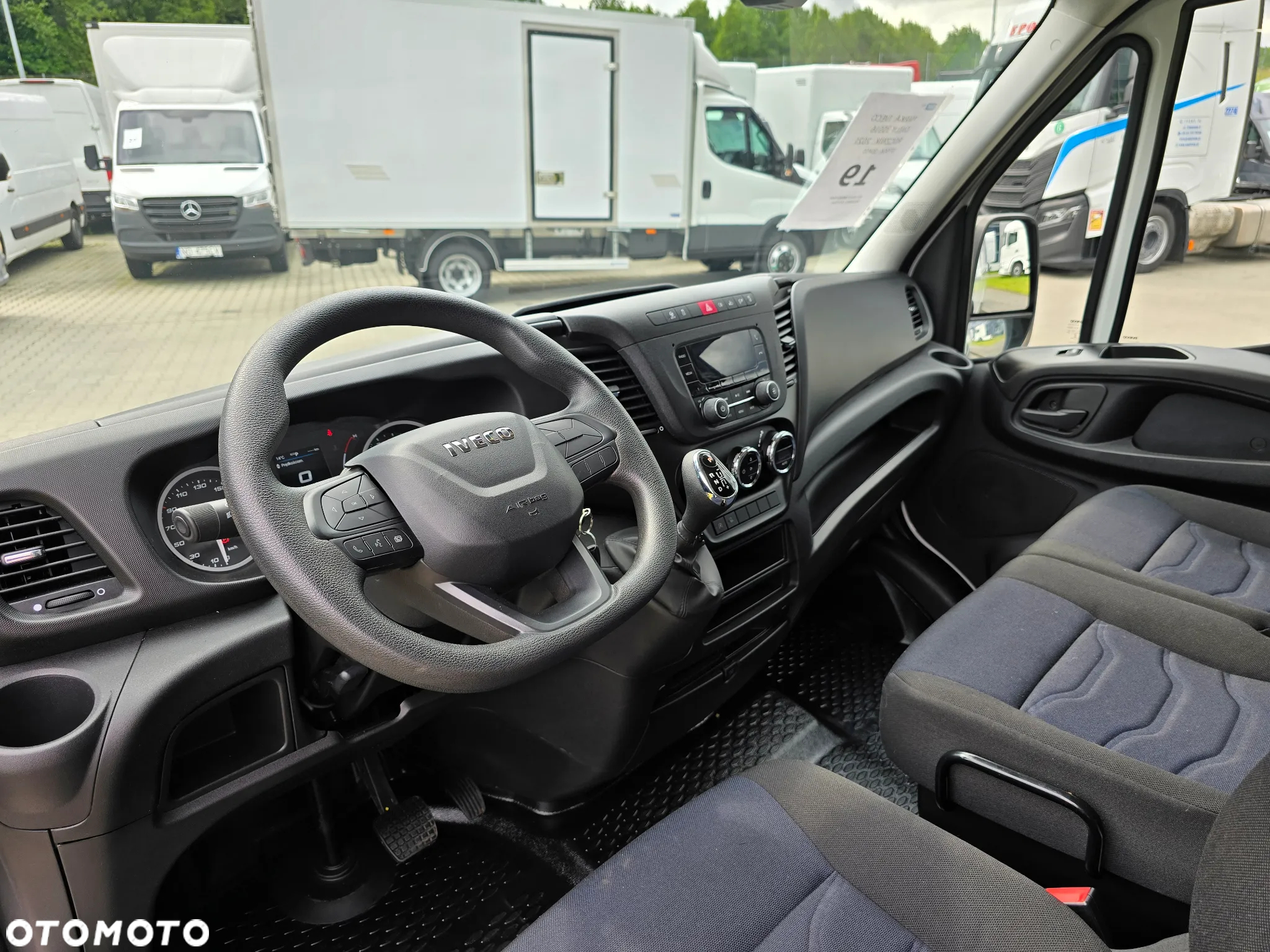 Iveco DAILY 35S16 Furgon Maxi - 11
