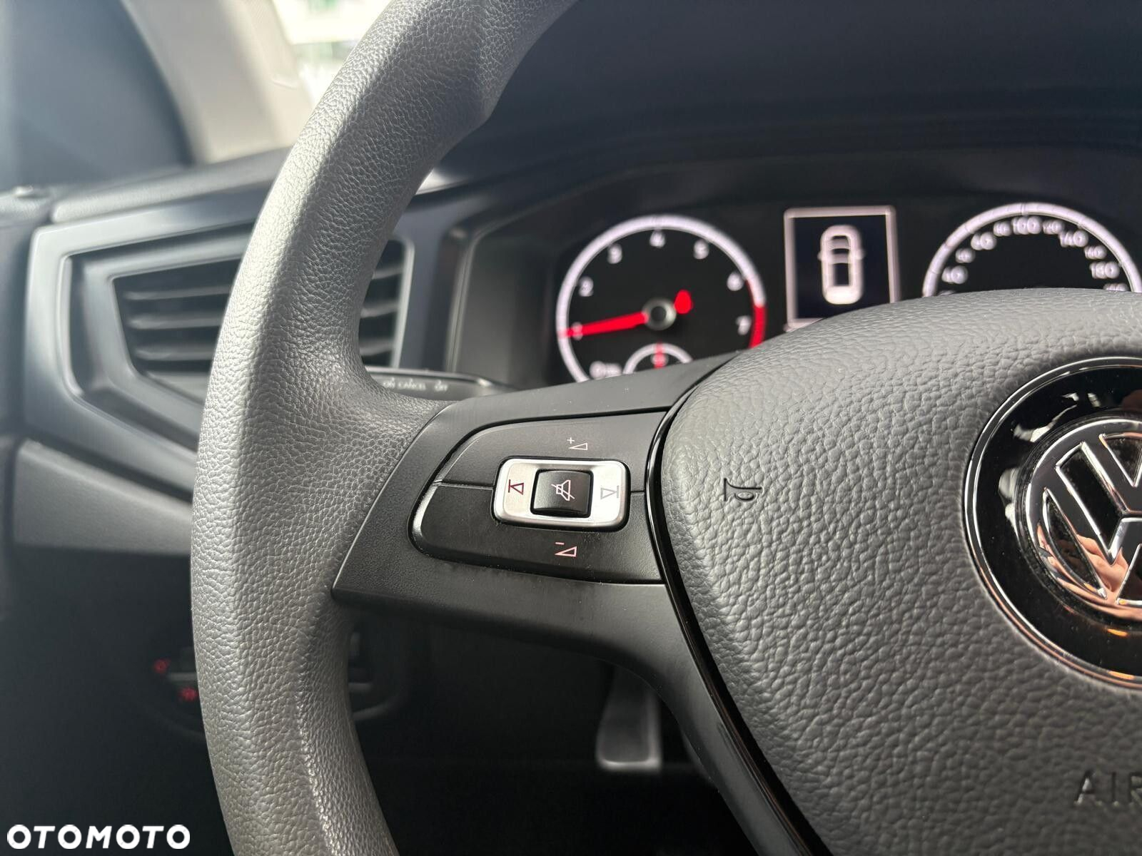 Volkswagen Polo - 13