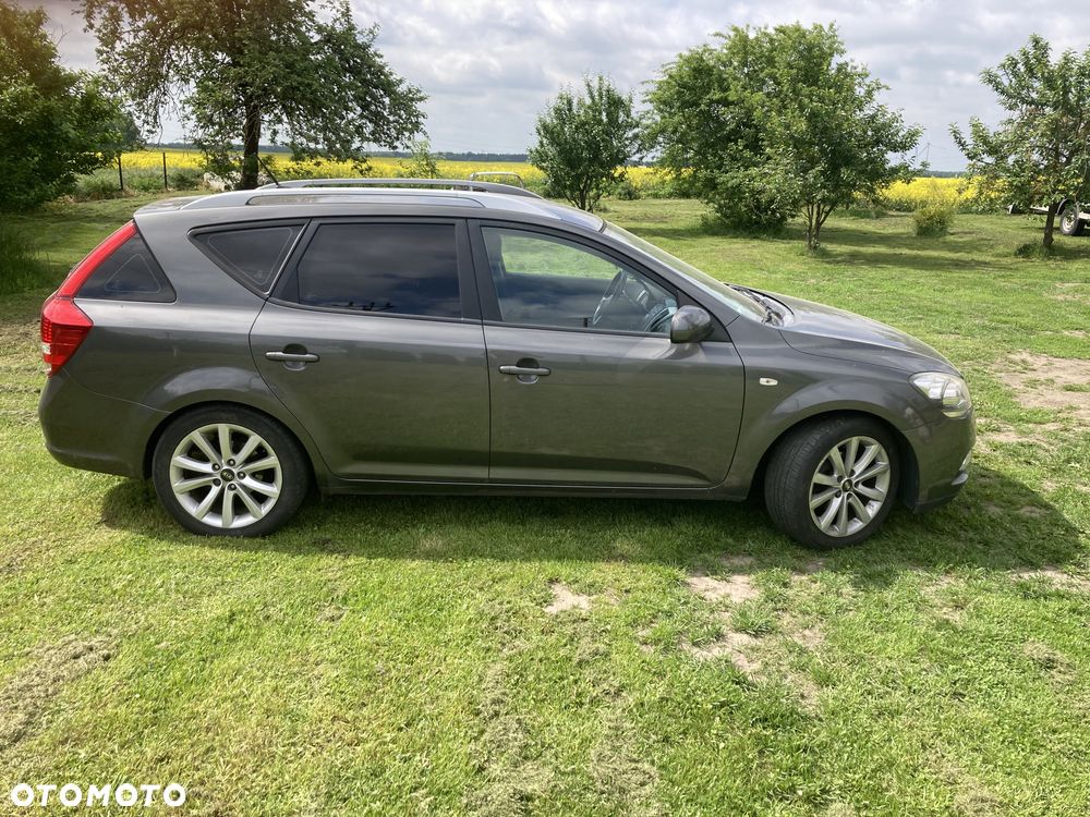 Kia Ceed - 2