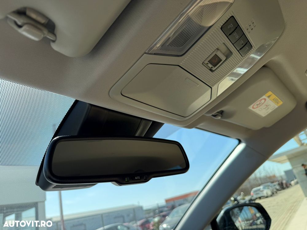 Toyota RAV4 2.5 VVT-iE 4x4 Luxury - 29