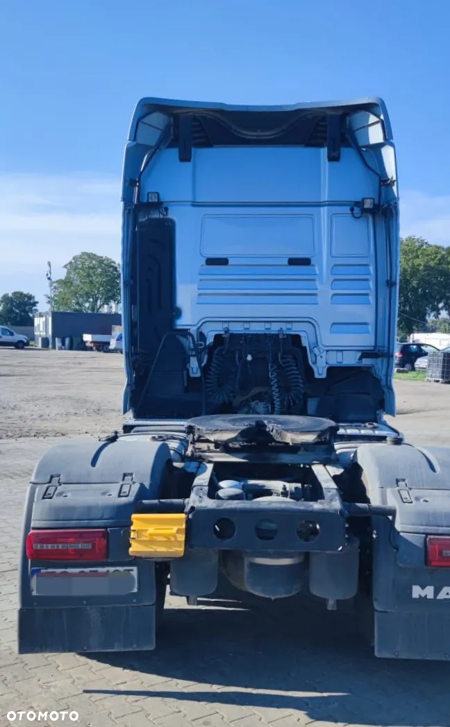 MAN TGX - 8