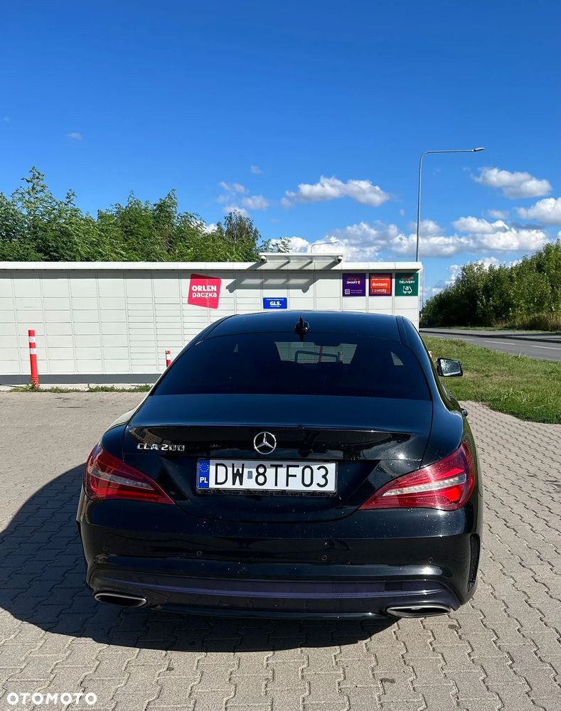 Mercedes-Benz CLA 200 7G-DCT Urban - 6