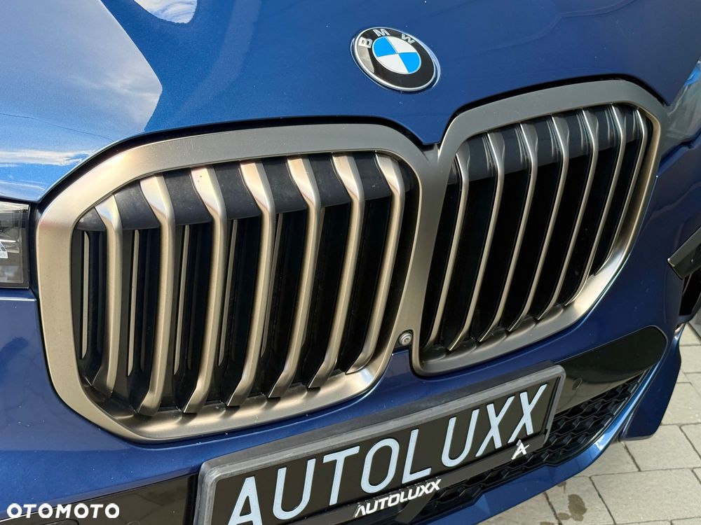 BMW X7 M50d sport - 24