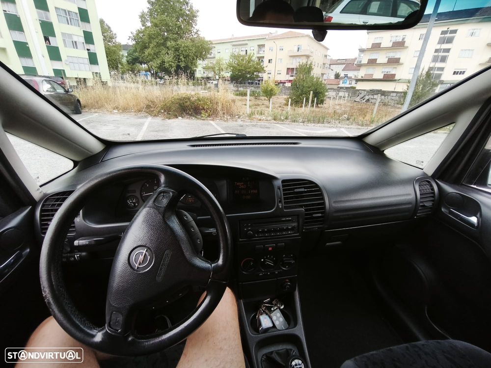 Opel Zafira 2.0 DTi Comfort - 7