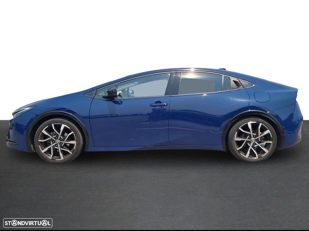 Toyota Prius - 4
