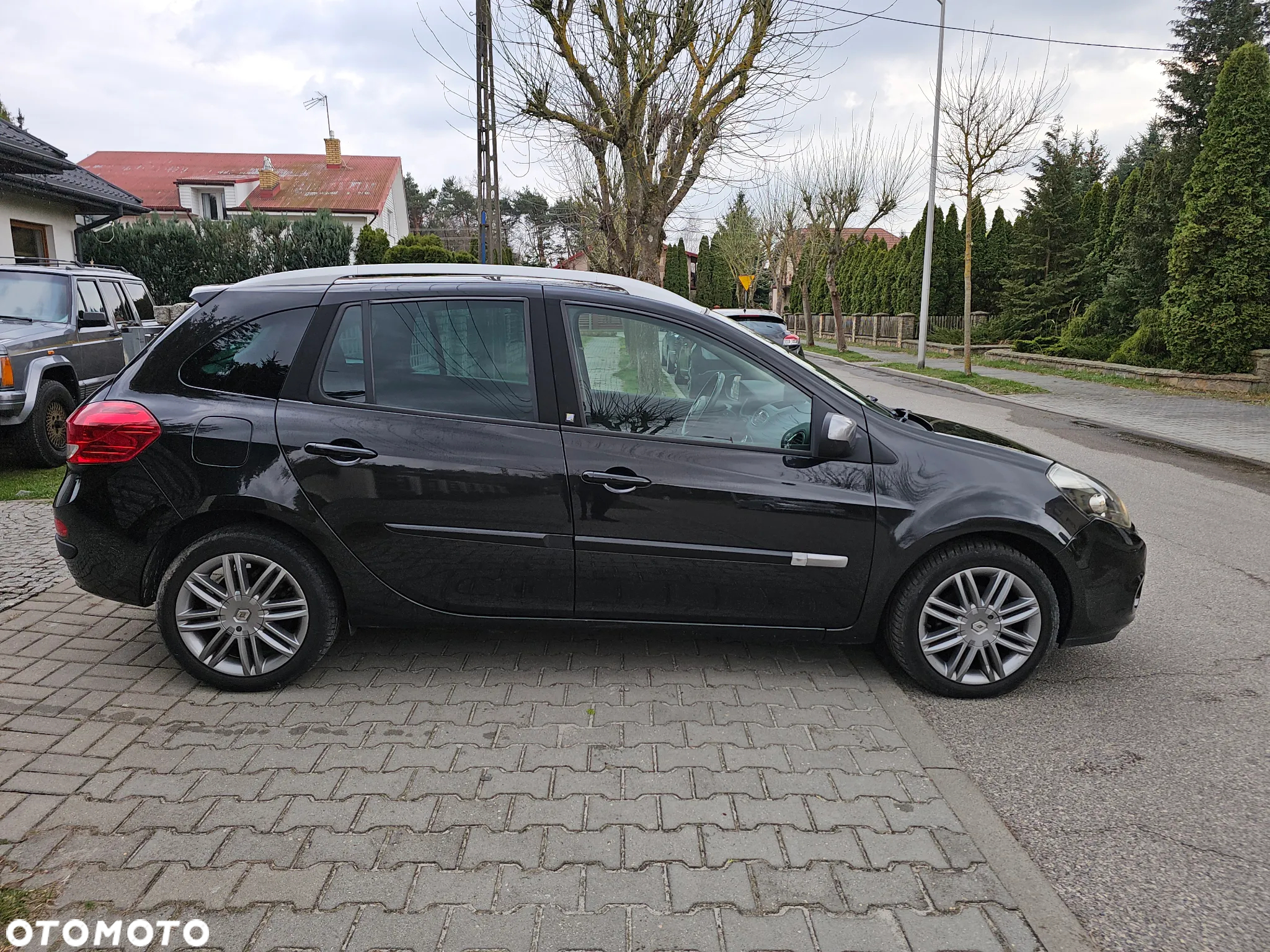 Renault Clio TCe 100 Grandtour Night and Day - 3